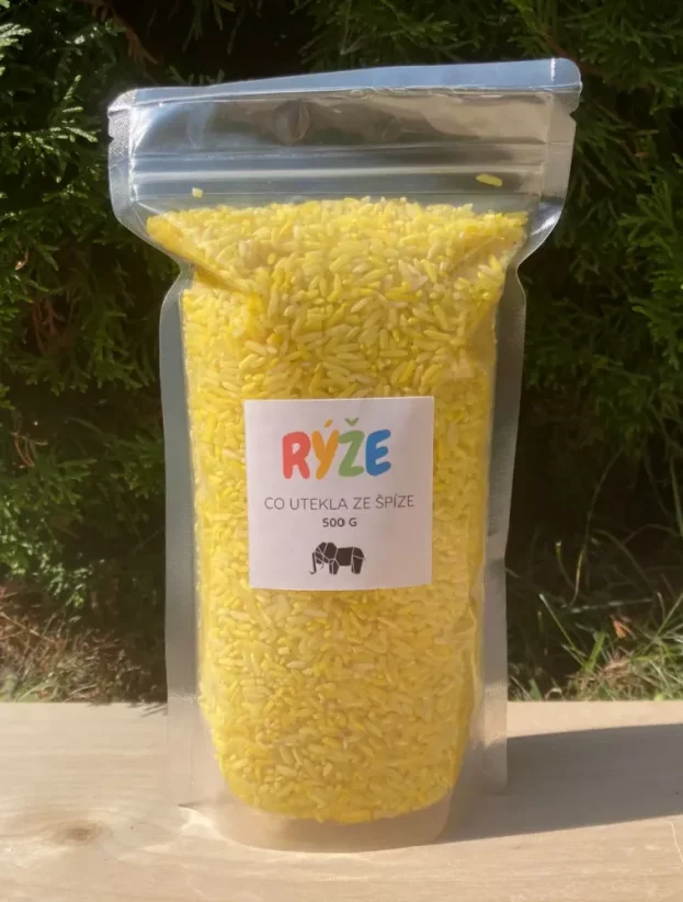 Barevná senzorická rýže - žlutá